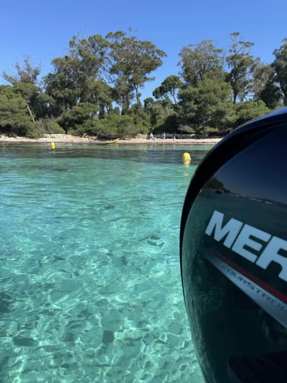 Visitez les Îles de Lérins en bateau, Golfe-Juan, Cap Boating